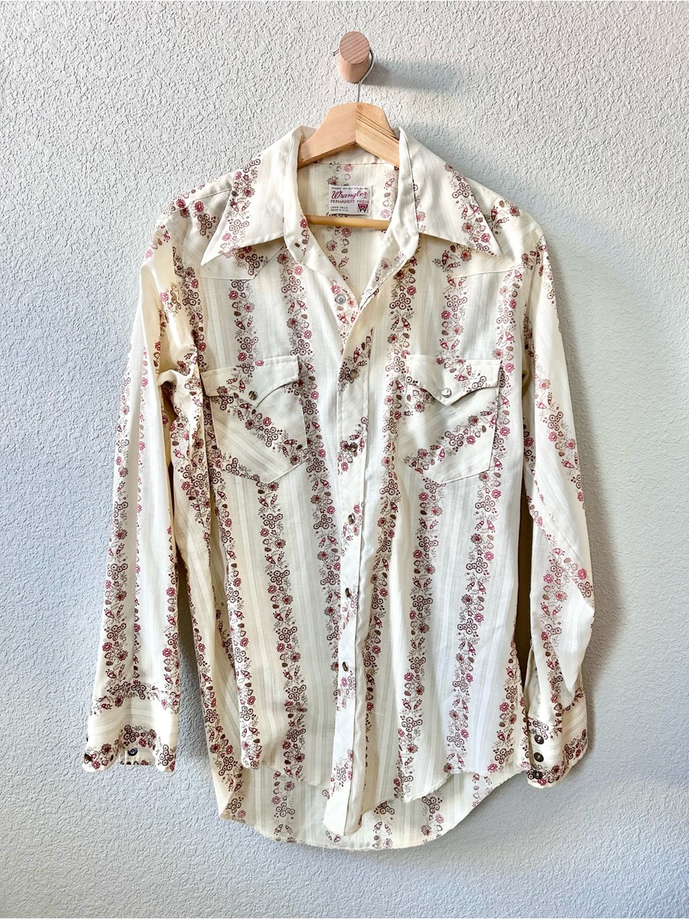 Vintage 1970's Wrangler Pearl Snap Western Shirt Permanent Press Long Tails Sz L